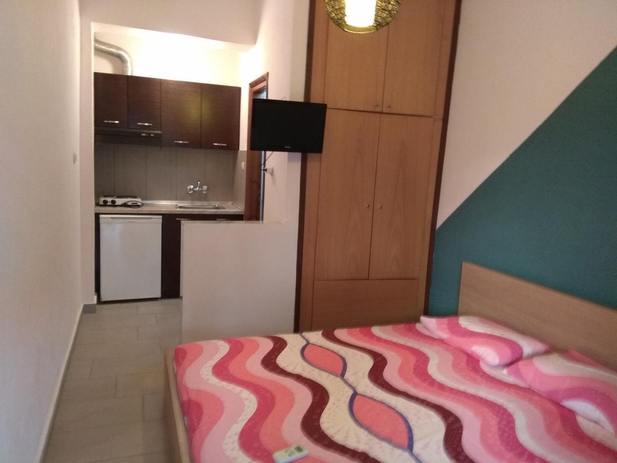Trantas Rooms Paralía Skotínis Eksteriør bilde