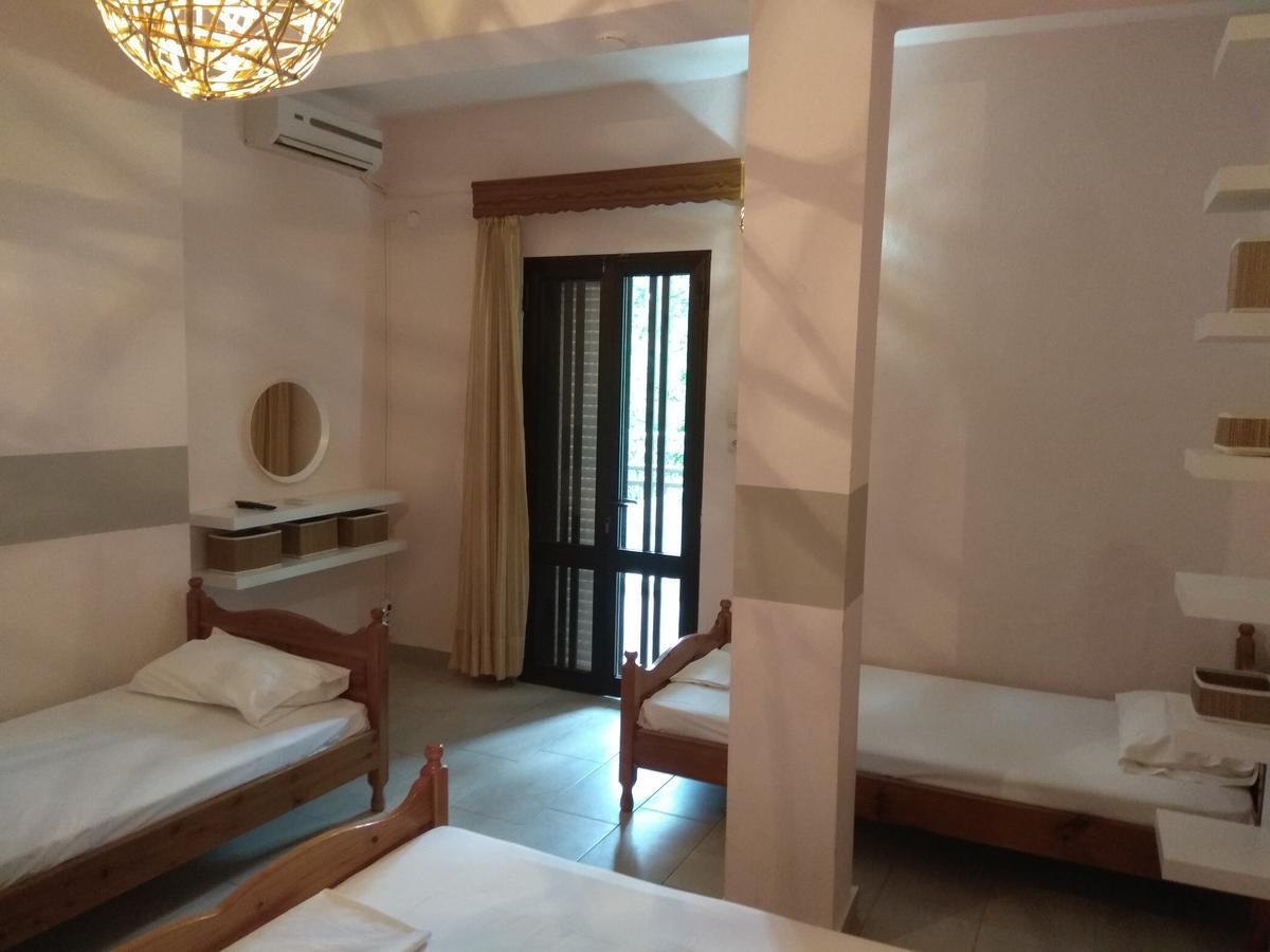 Trantas Rooms Paralía Skotínis Eksteriør bilde