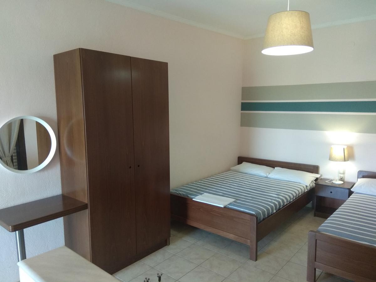 Trantas Rooms Paralía Skotínis Eksteriør bilde
